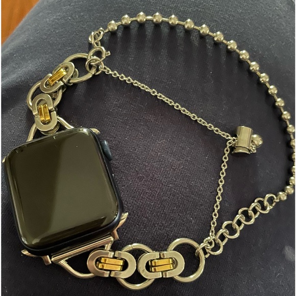 Accessories - I watch silver and gold bracelet *iwatch not included for demo only